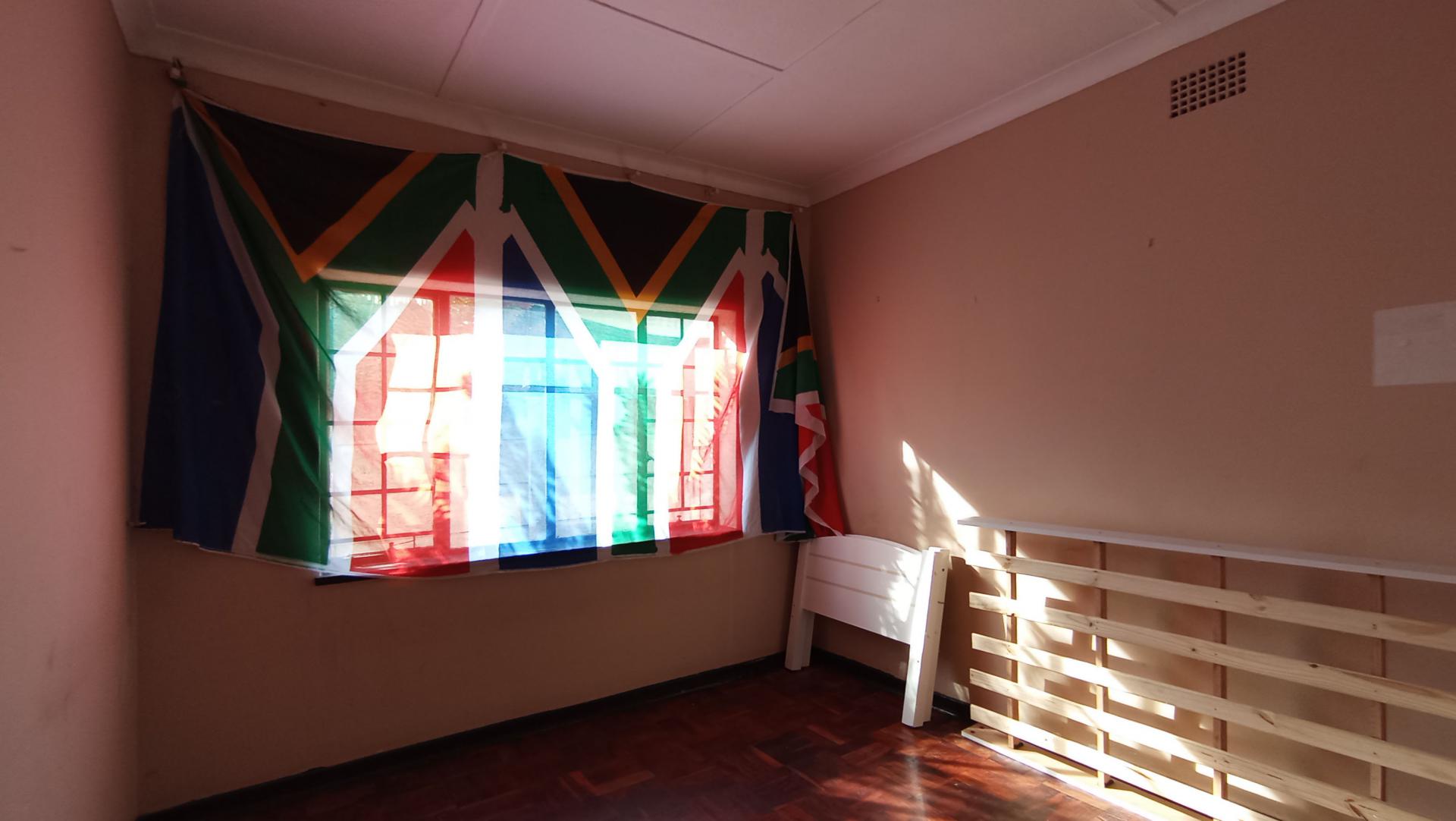 Bed Room 3 - 14 square meters of property in Homestead