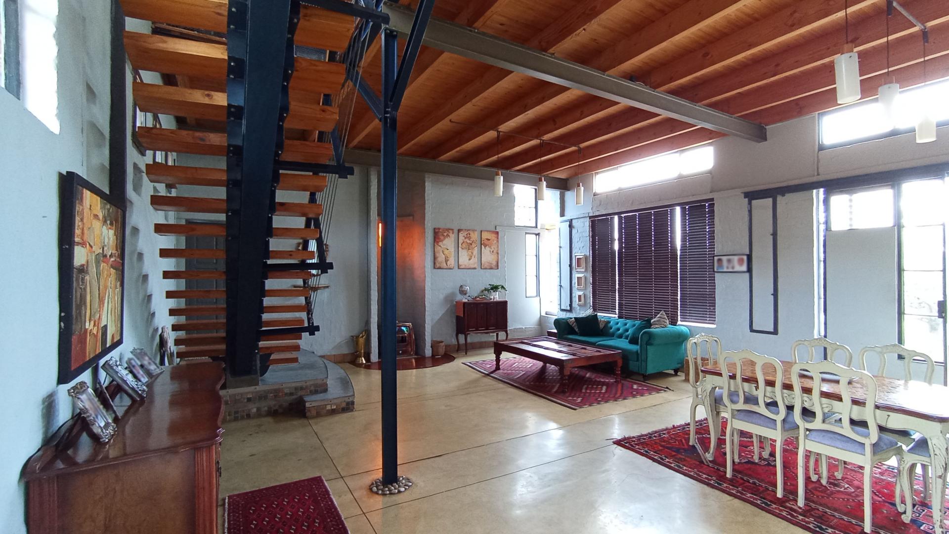 Dining Room - 29 square meters of property in Farmall A.H.