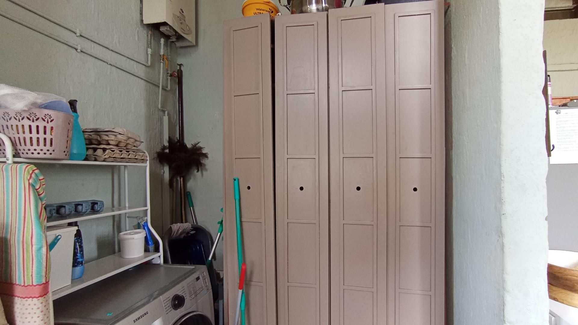 Scullery - 11 square meters of property in Farmall A.H.