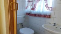 Bathroom 1 of property in Meredale