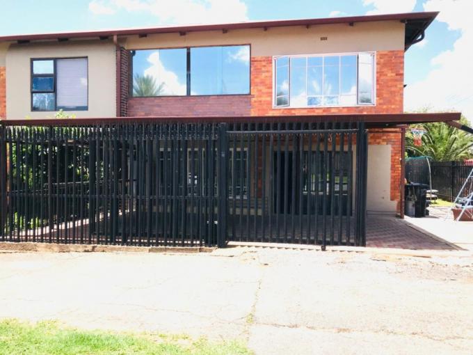 3 Bedroom Apartment for Sale For Sale in Roseacre - MR664228