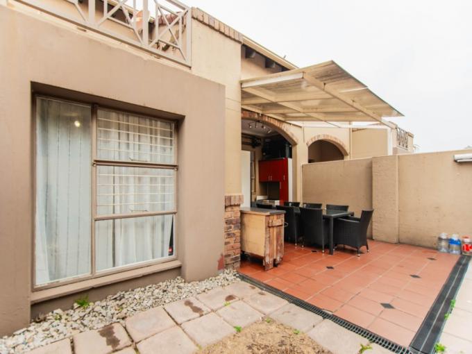 3 Bedroom Simplex for Sale For Sale in Dowerglen - MR664244