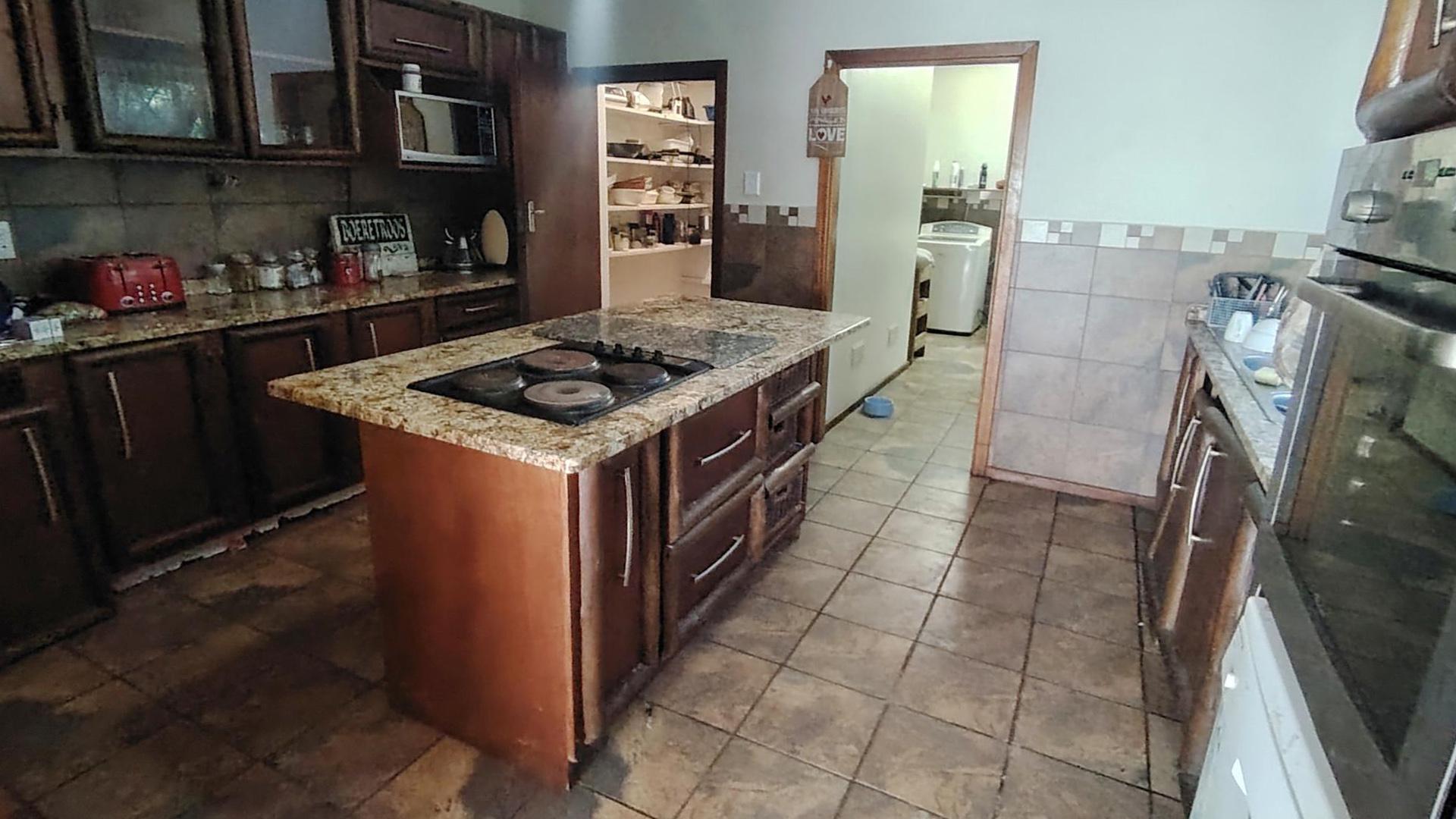 Kitchen of property in Glenmore (KZN)