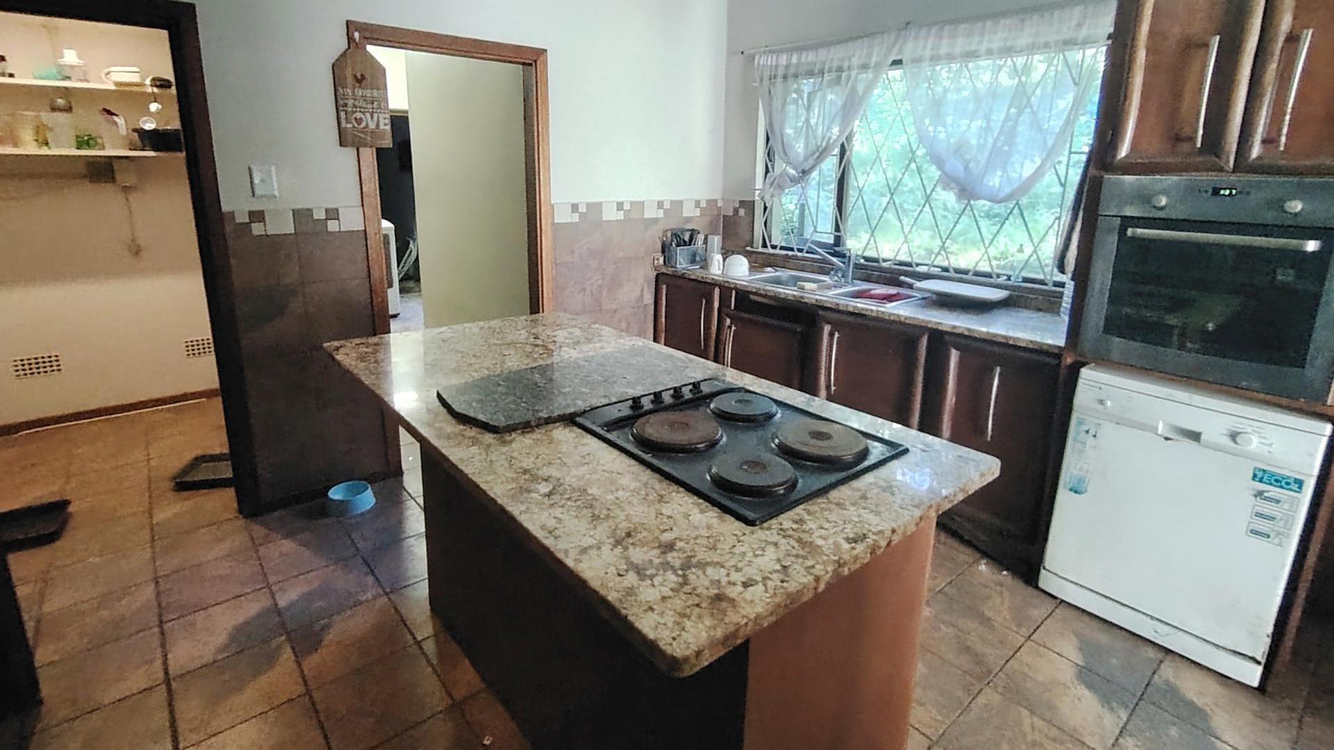 Kitchen of property in Glenmore (KZN)