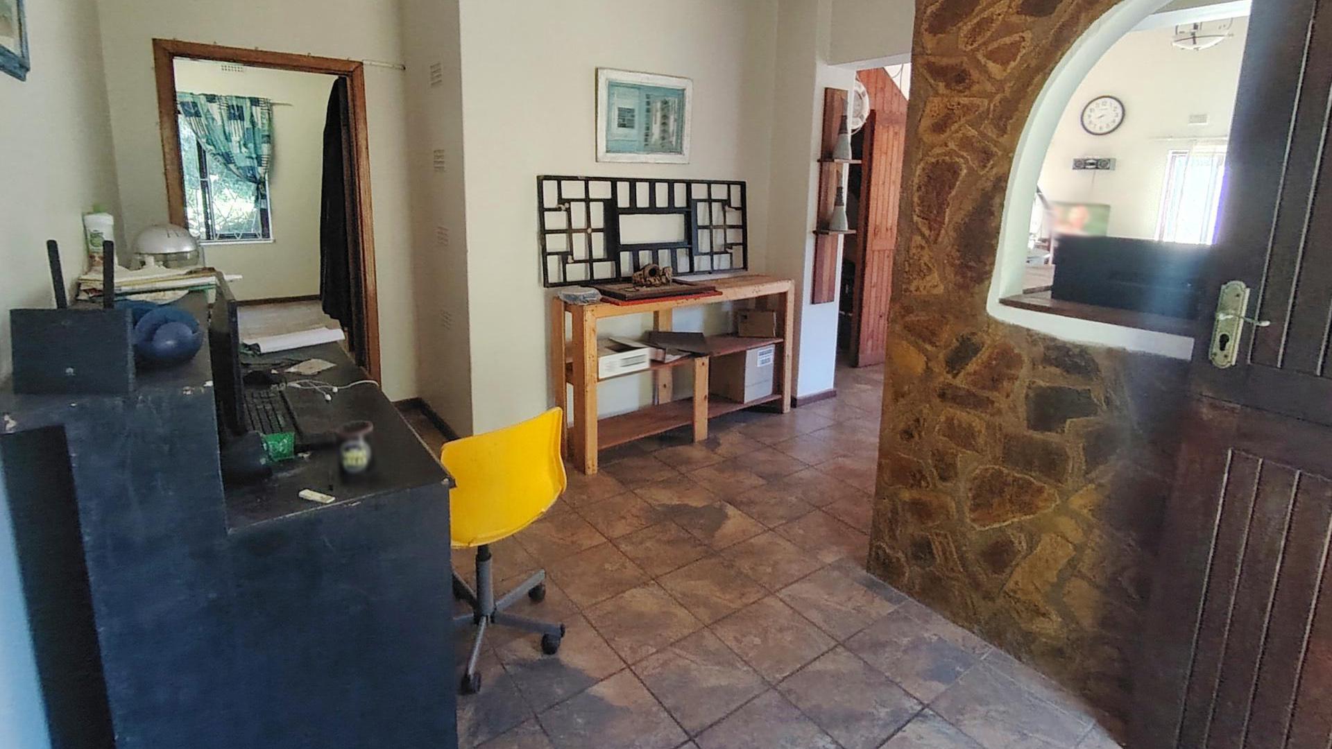 Foyer of property in Glenmore (KZN)