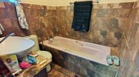 Main Bathroom of property in Glenmore (KZN)