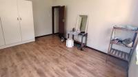 Bed Room 1 of property in Glenmore (KZN)