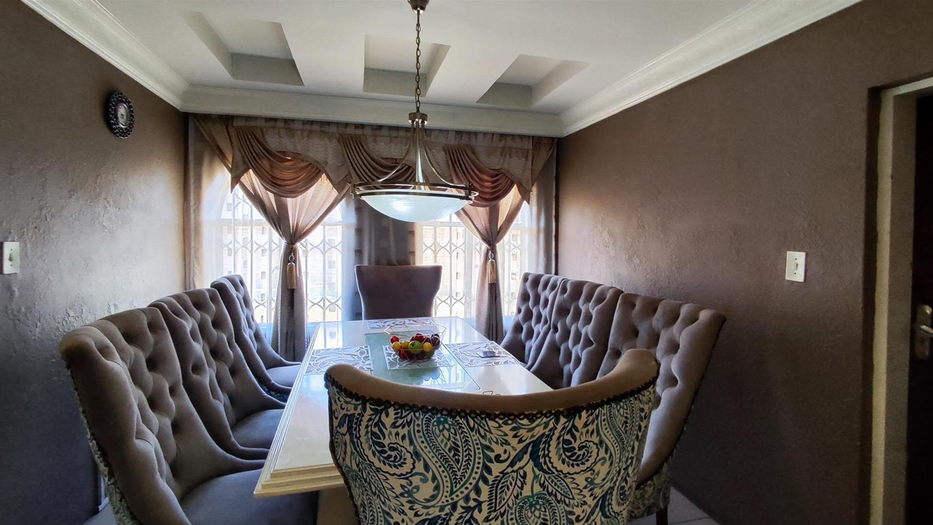 Dining Room - 15 square meters of property in Actonville