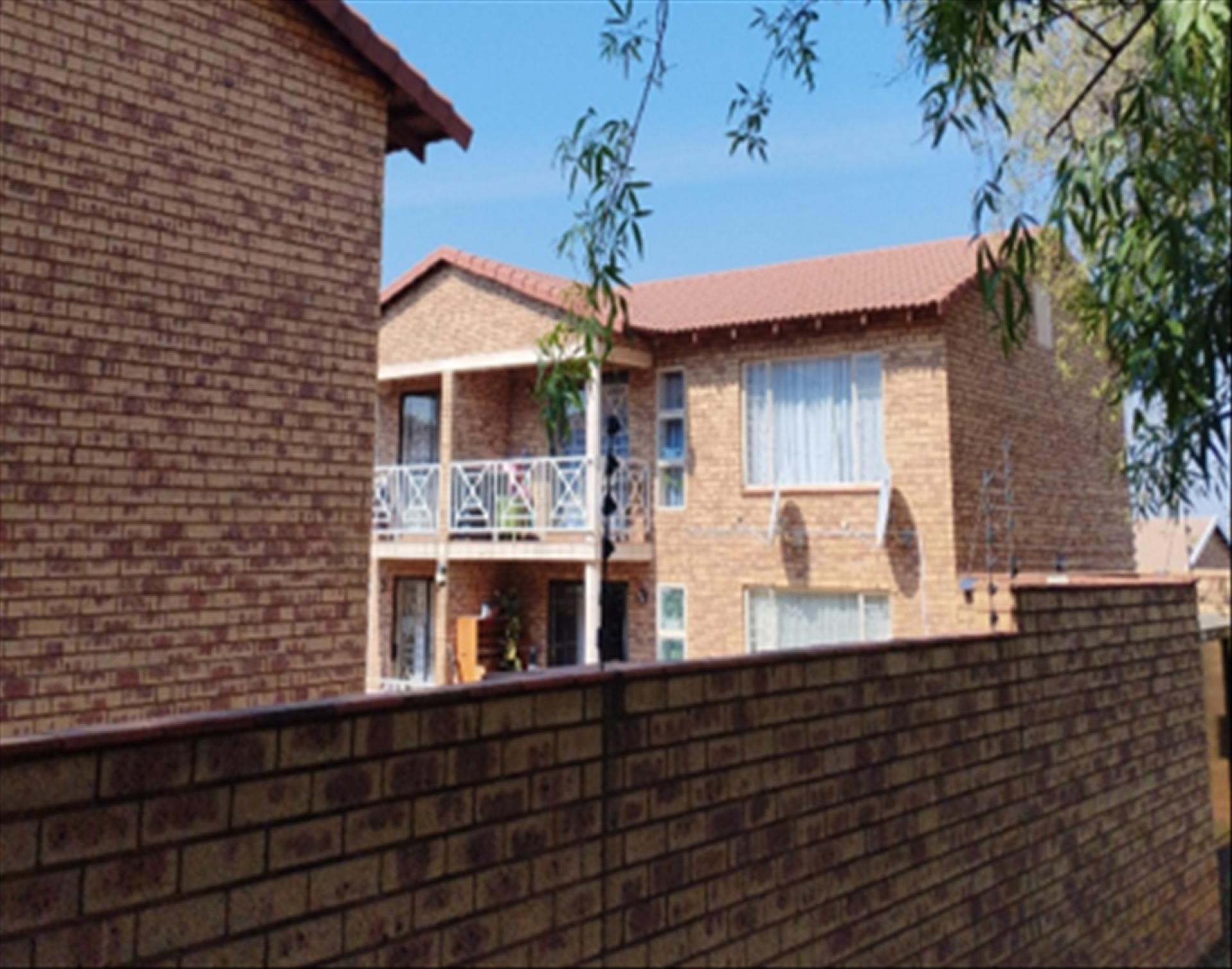 Front View of property in Ridgeway