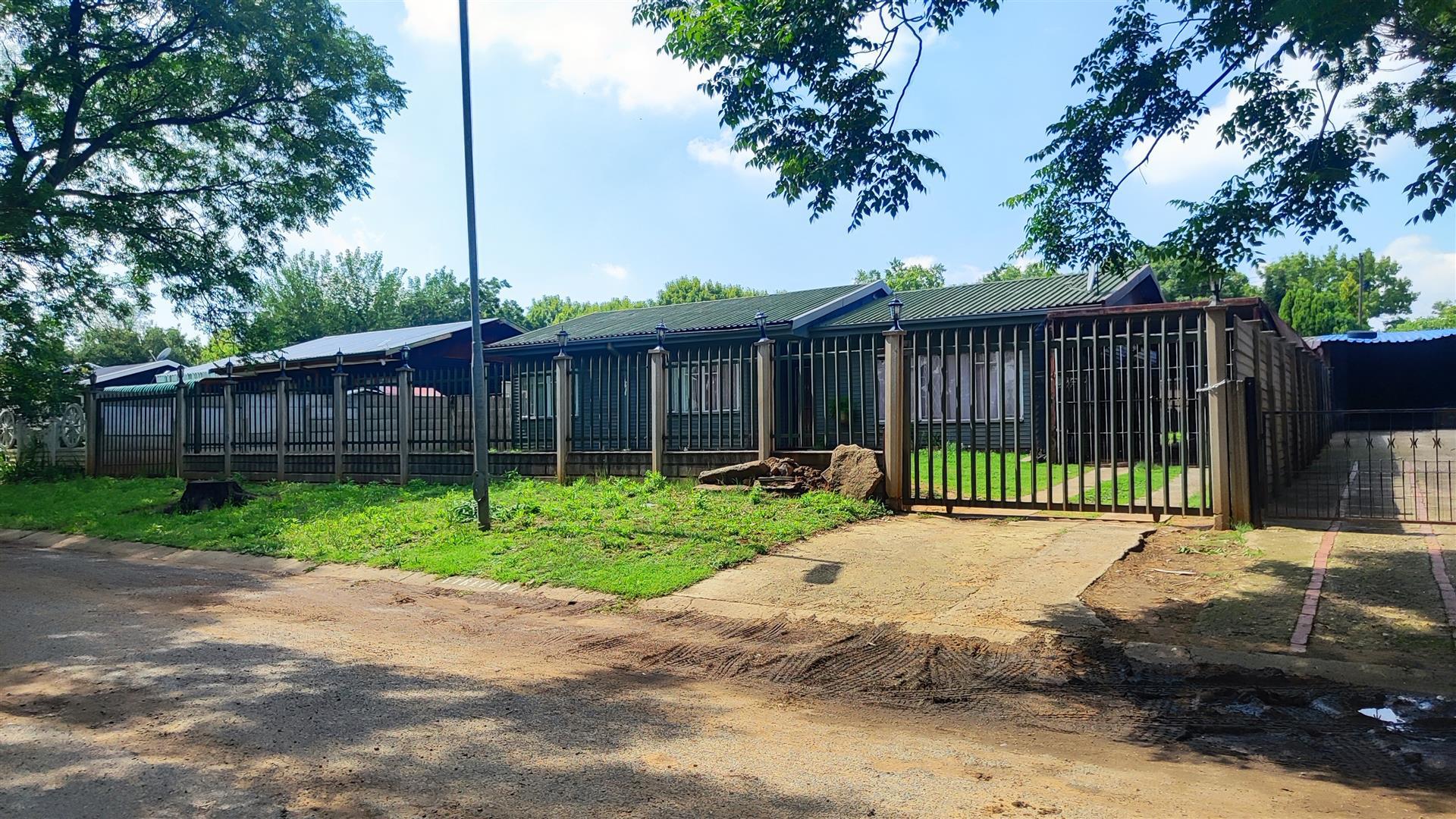 Front View of property in Sasolburg