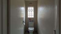 Bathroom 1 - 6 square meters of property in Riverside View