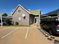 2 Bedroom 1 Bathroom Simplex for Sale for sale in Bassonia Rock