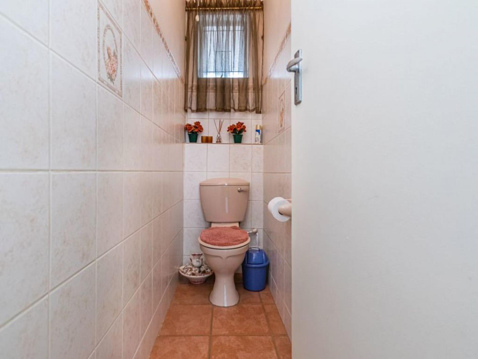  of property in Lyttelton Manor