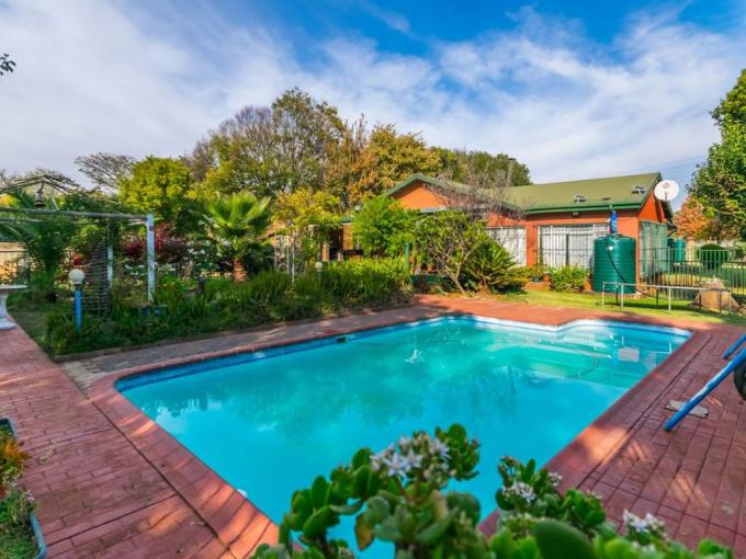 4 Bedroom House for Sale For Sale in Lyttelton Manor - MR664529