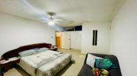 Bed Room 5+ - 49 square meters of property in Pretoria North