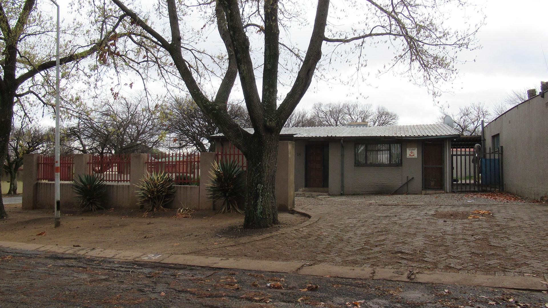 Front View of property in Sasolburg