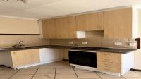 Kitchen of property in Karenpark