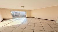 Bed Room 1 of property in Karenpark