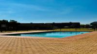 Swimming Pool of property in Karenpark