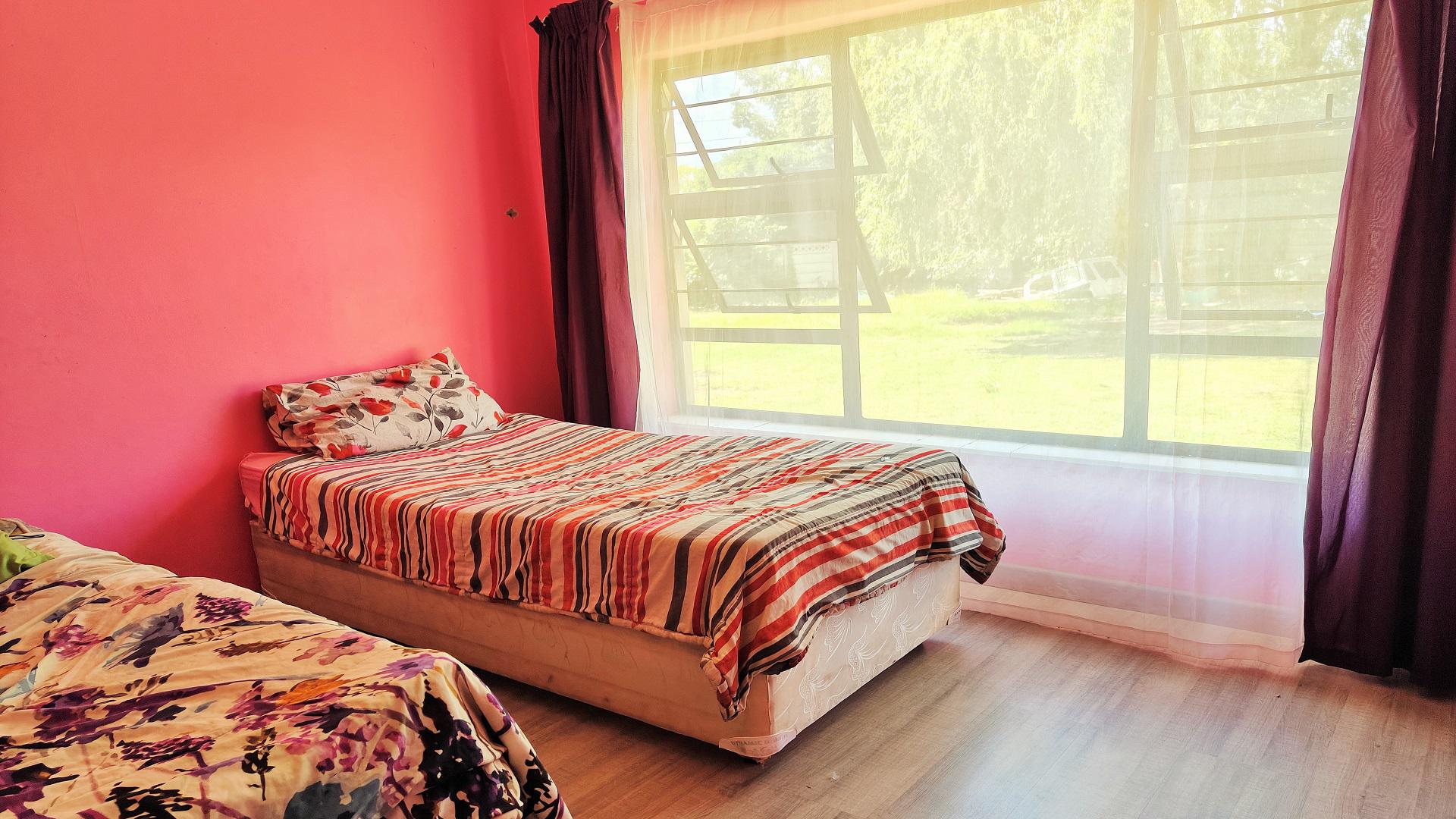 Bed Room 2 of property in Bethlehem