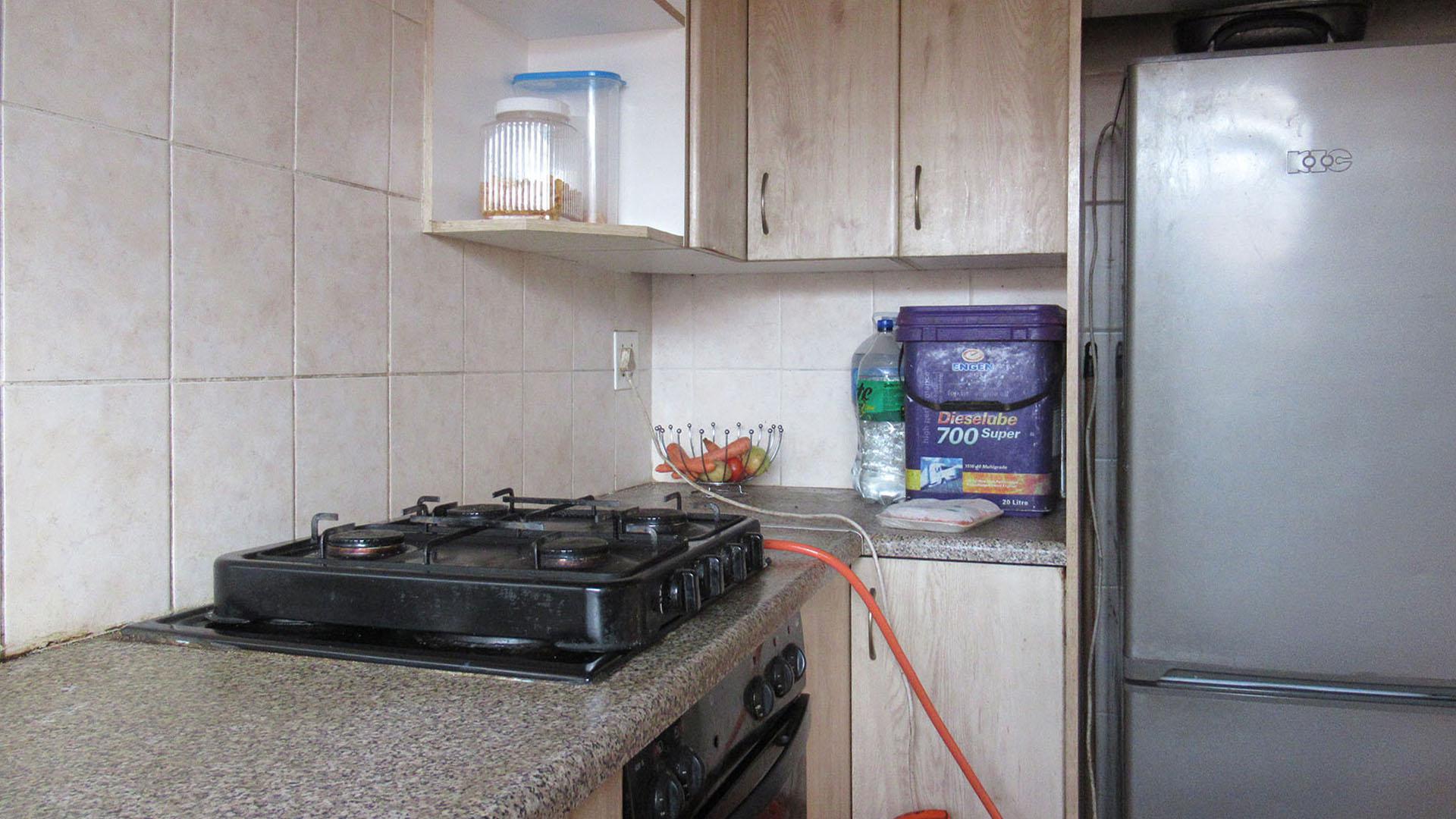 Kitchen - 11 square meters of property in Mindalore