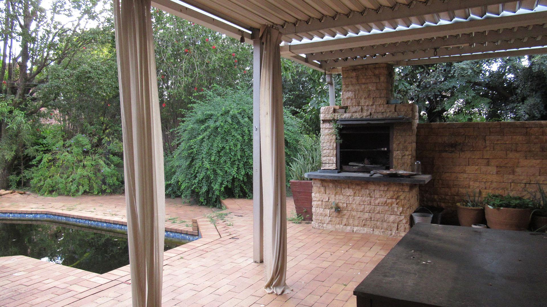 Patio - 26 square meters of property in Radiokop