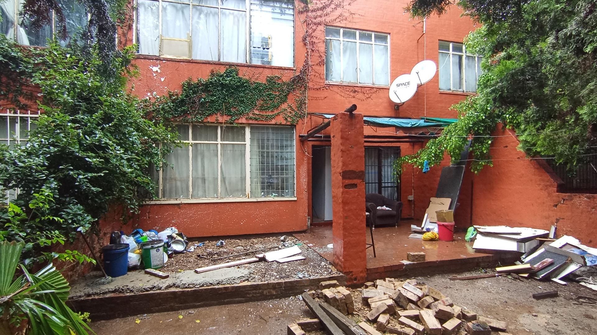 Backyard of property in Sunnyside