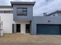 3 Bedroom 2 Bathroom Simplex for Sale for sale in Edenvale