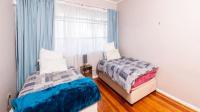 Bed Room 1 of property in Summerstrand