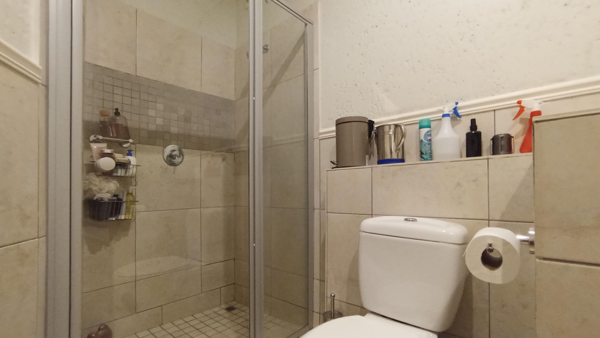Main Bathroom - 8 square meters of property in Morningside