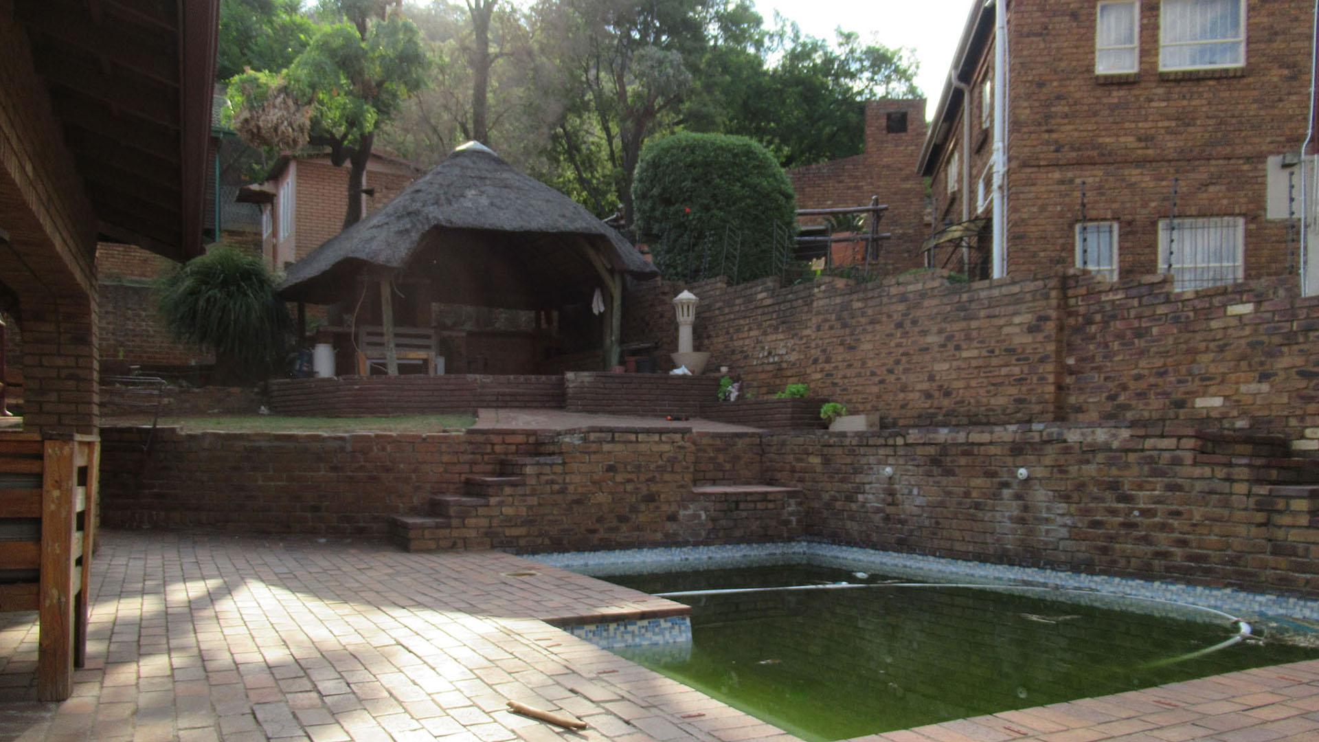 Backyard of property in Bassonia