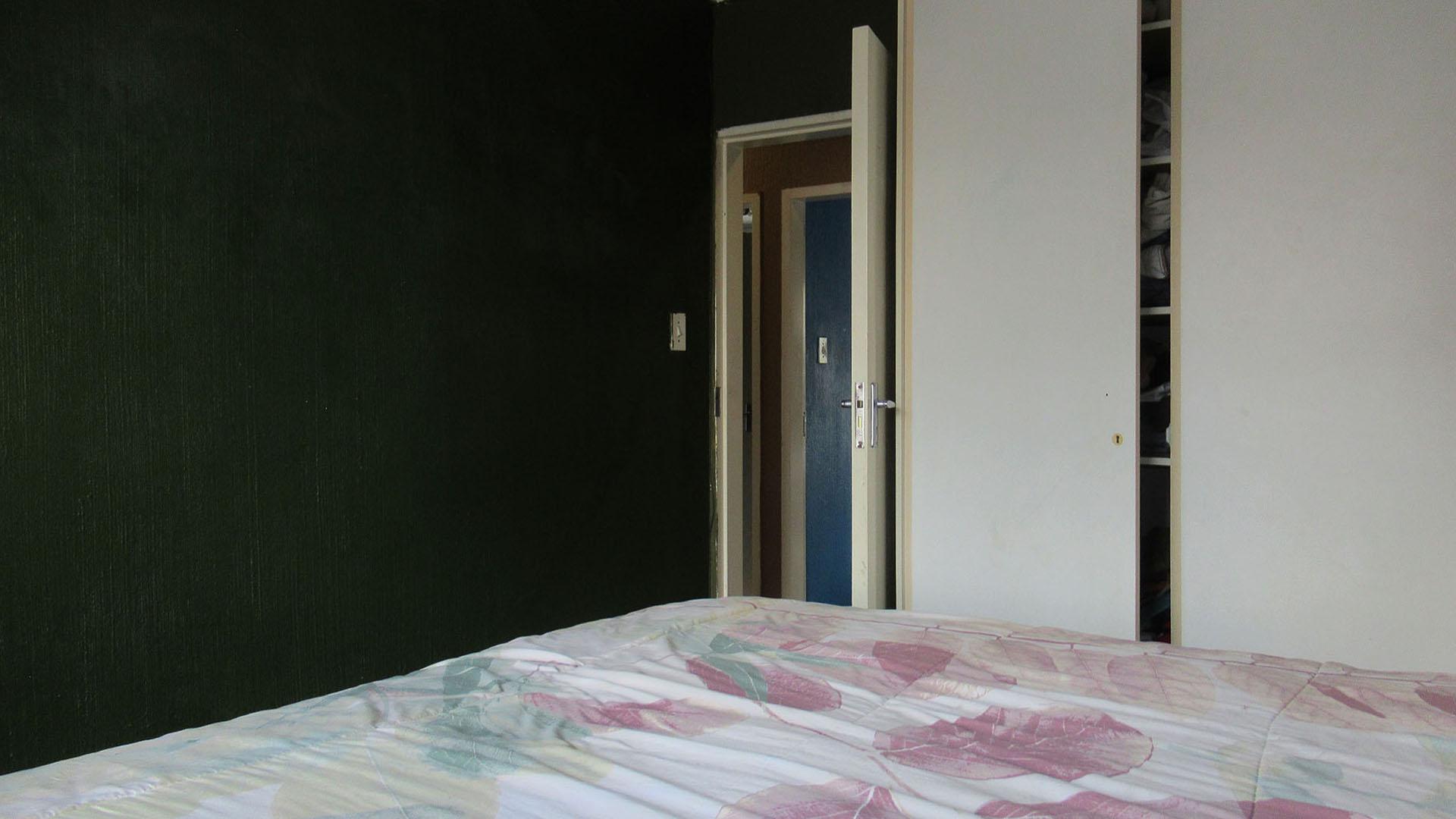 Bed Room 1 - 11 square meters of property in Bassonia