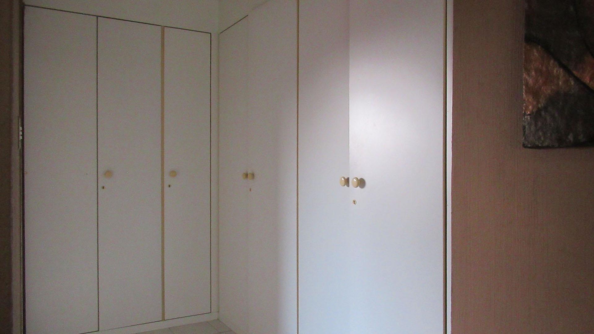 Main Bedroom - 28 square meters of property in Bassonia