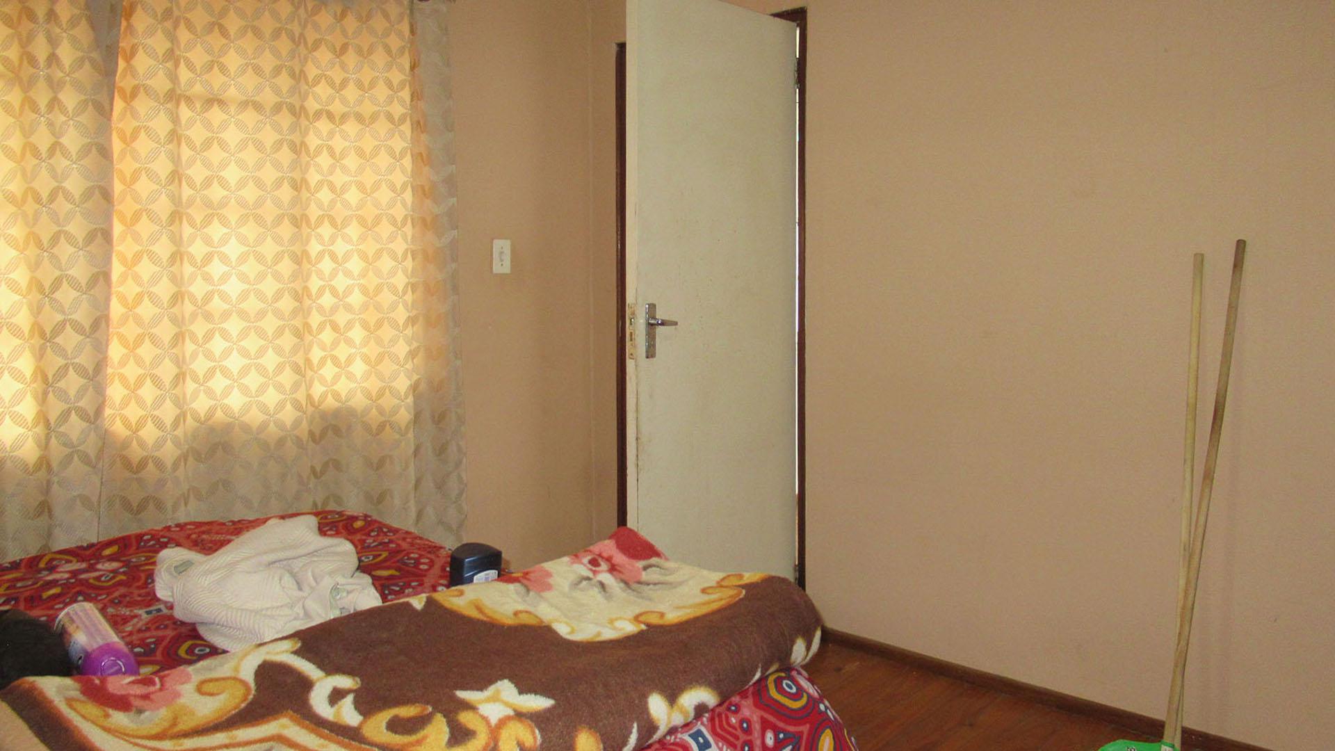 Bed Room 5+ - 38 square meters of property in Bassonia