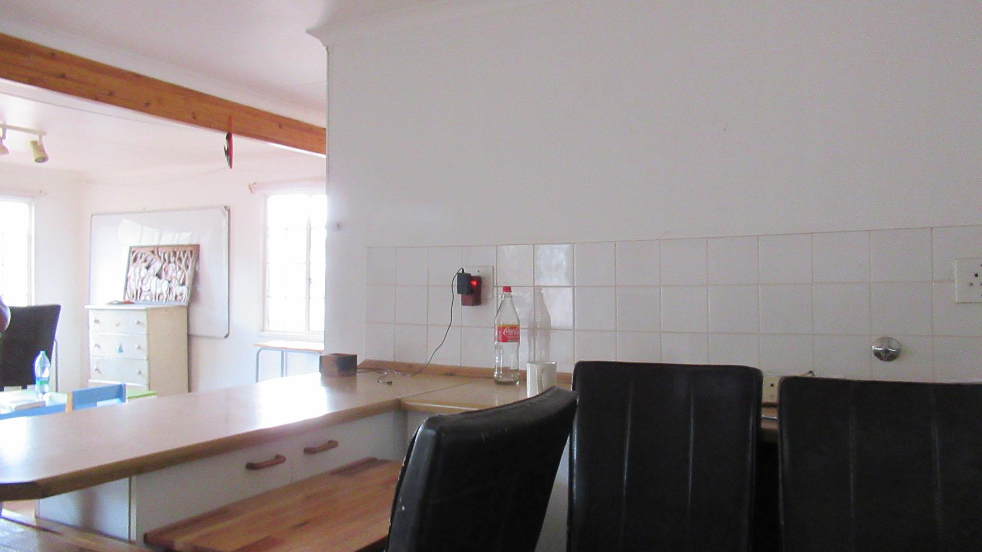 Kitchen - 27 square meters of property in Bassonia
