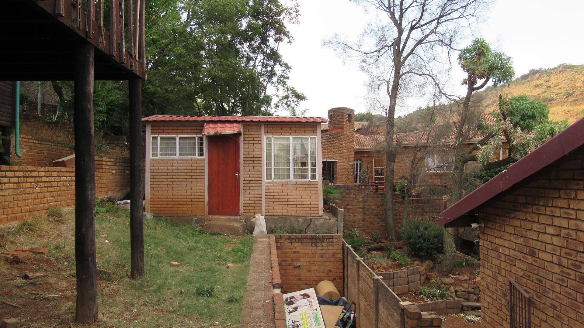 Backyard of property in Bassonia