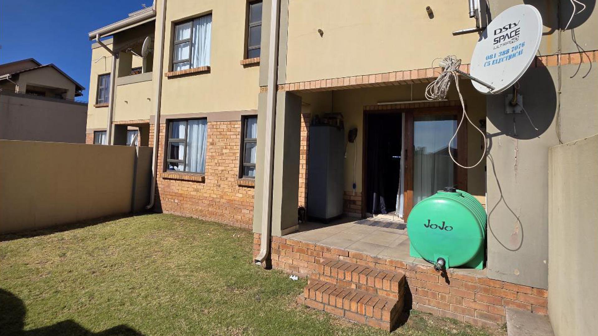 Front View of property in Reyno Ridge