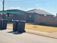 Front View of property in Protea Glen
