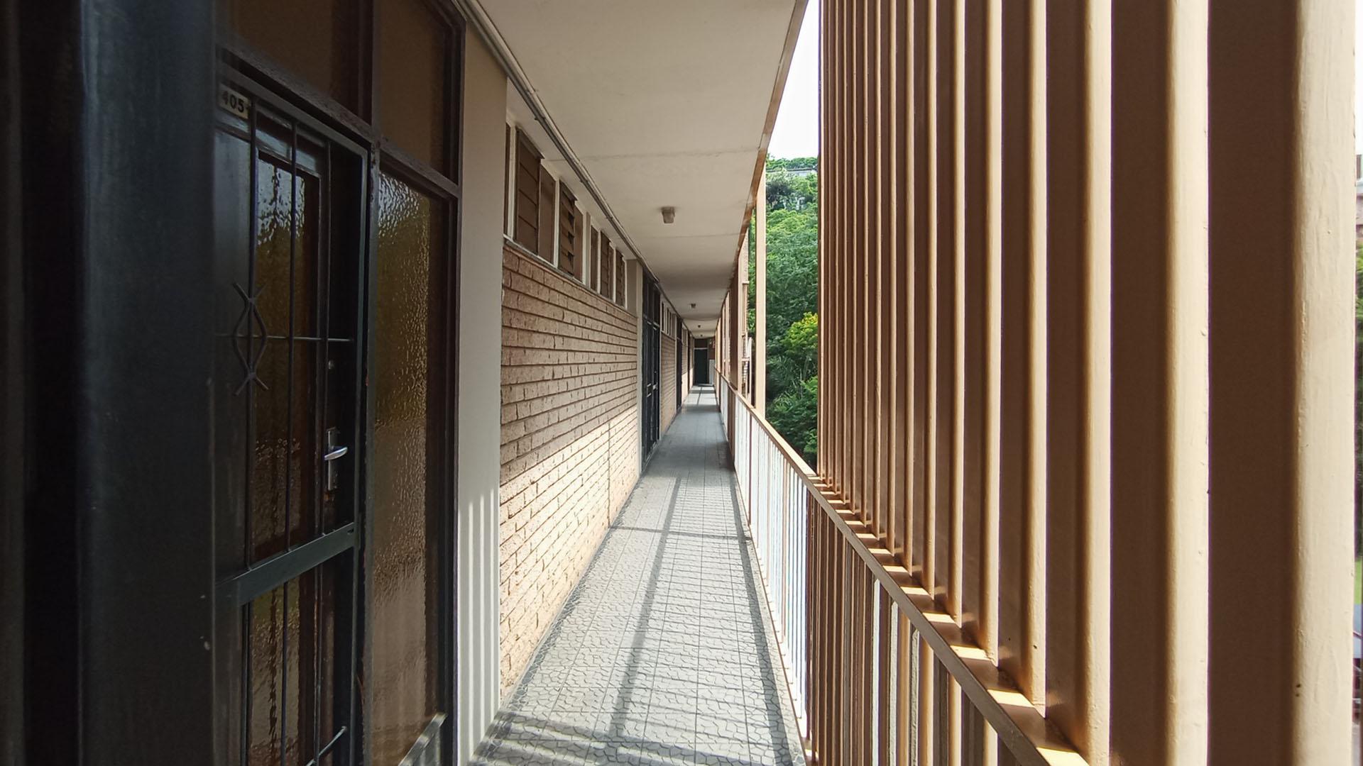 Front View of property in Gezina