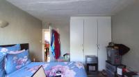 Bed Room 2 - 16 square meters of property in Symhurst