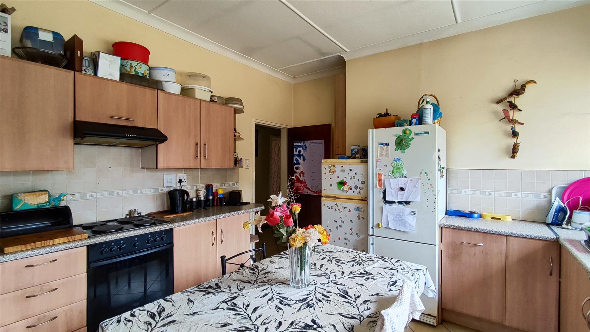 Kitchen - 16 square meters of property in Farrarmere