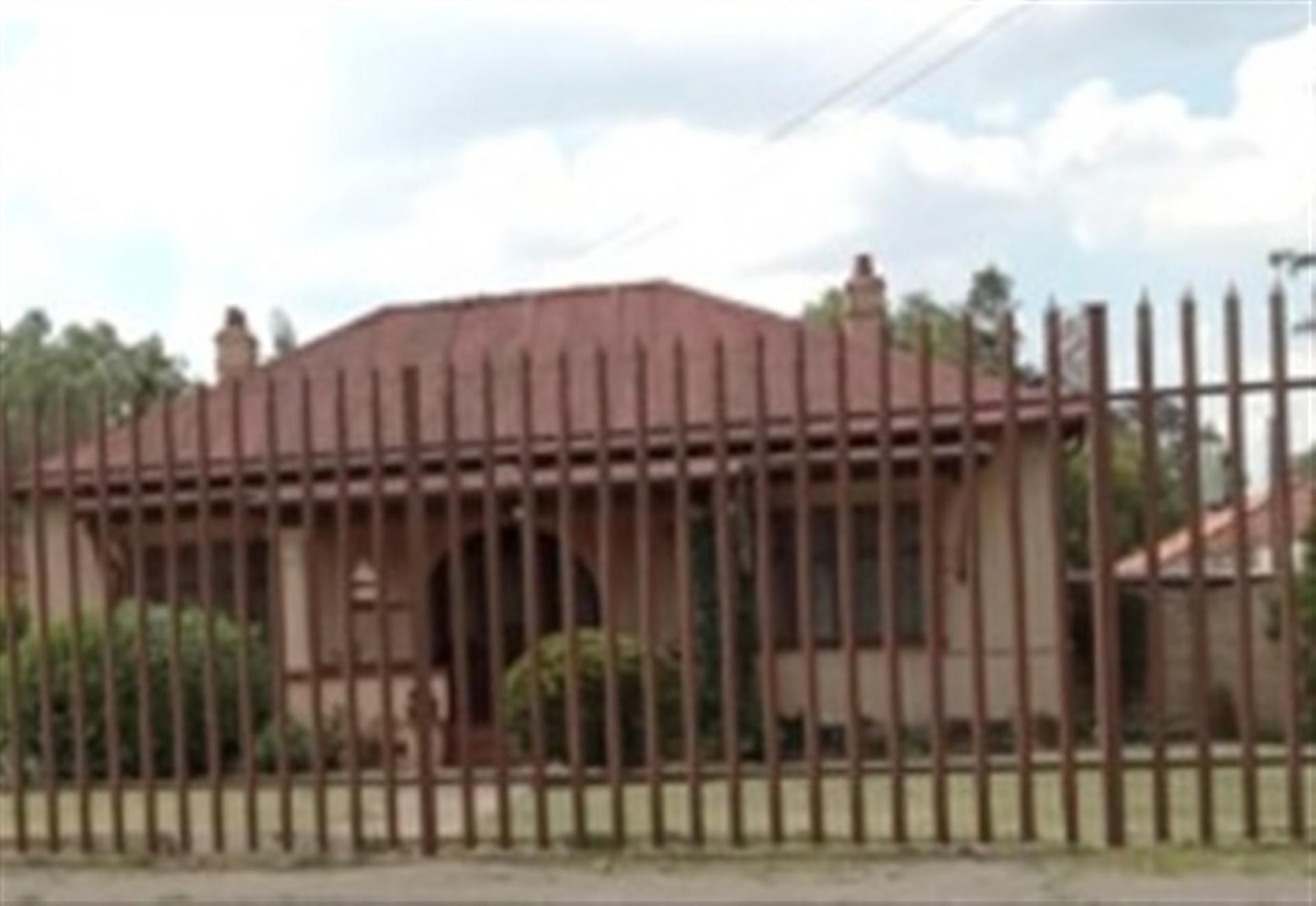 Front View of property in Webber