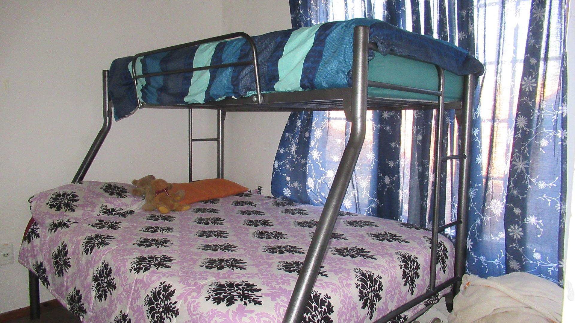 Bed Room 2 - 9 square meters of property in Chloorkop