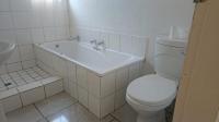 Bathroom 1 of property in Chloorkop