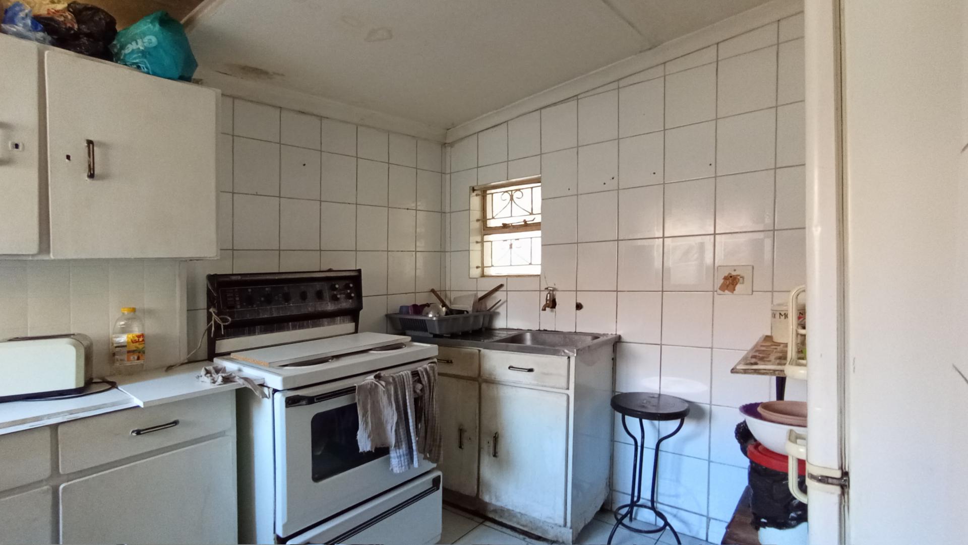 Kitchen of property in Bezuidenhout Valley