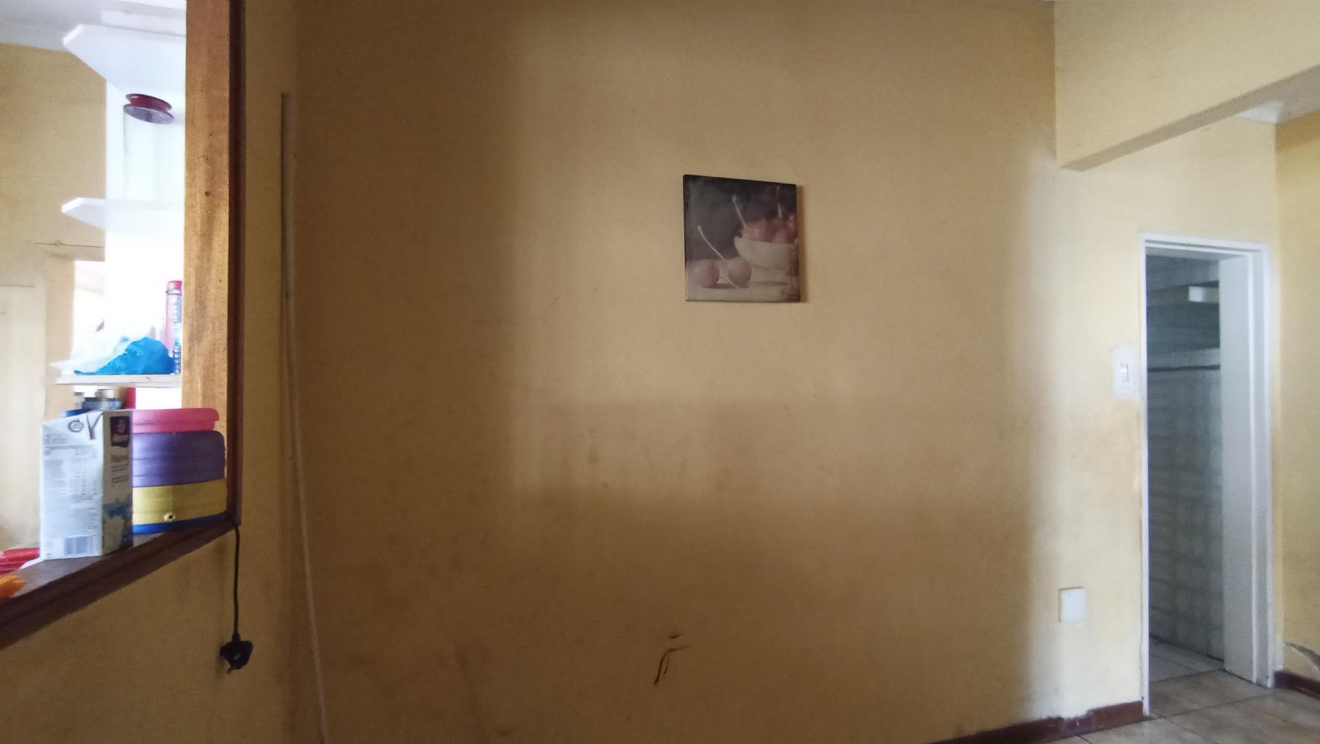 Spaces of property in Bezuidenhout Valley