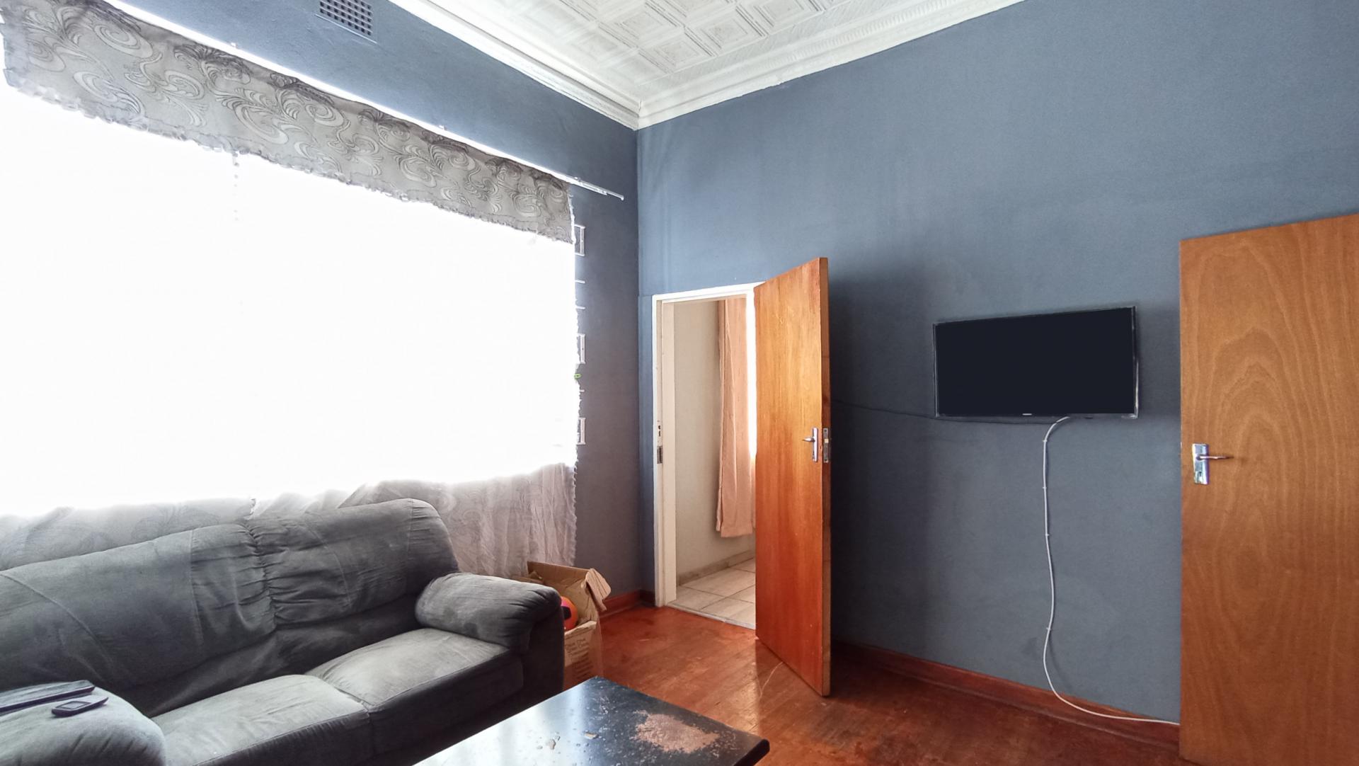 Dining Room - 14 square meters of property in Kensington - JHB