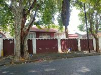 Front View of property in Orange Grove