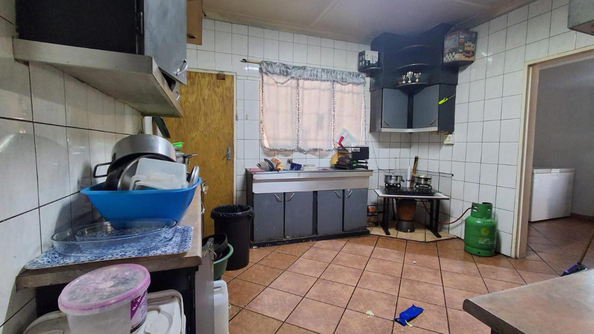 Kitchen of property in Dinwiddie