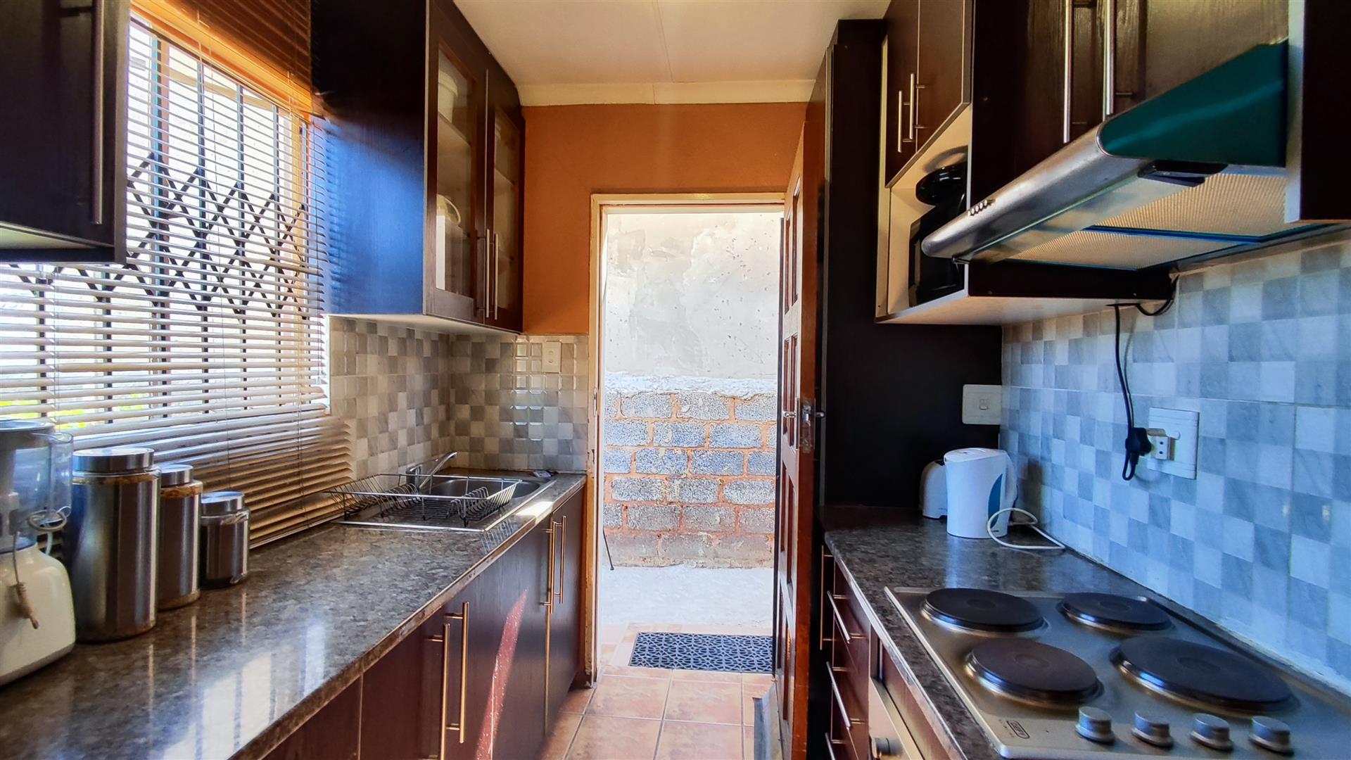Kitchen - 5 square meters of property in Mapleton